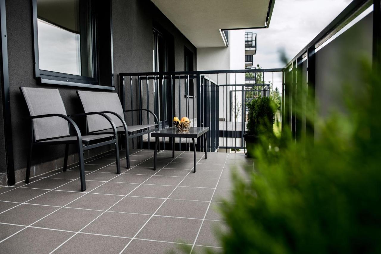 Hypnotize Apartment Glamour Konin  Ngoại thất bức ảnh