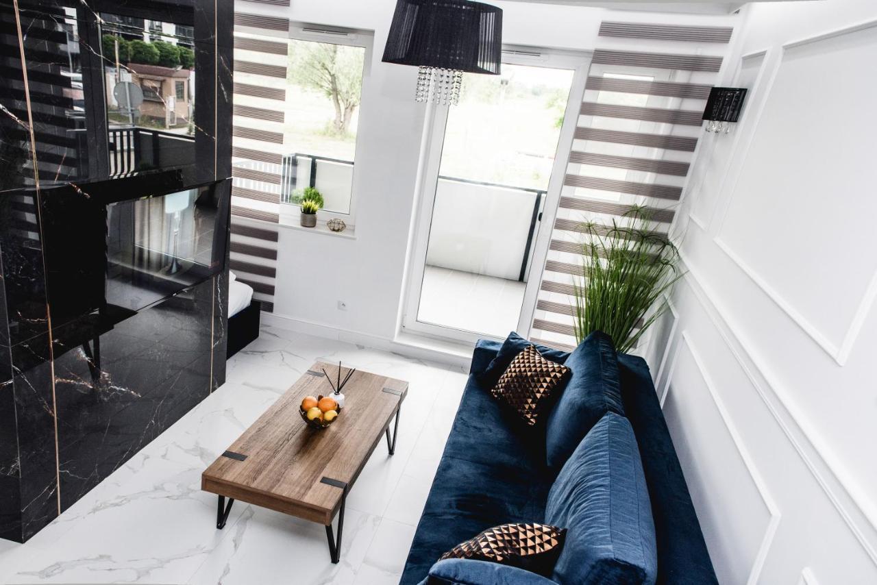 Hypnotize Apartment Glamour Konin  Ngoại thất bức ảnh